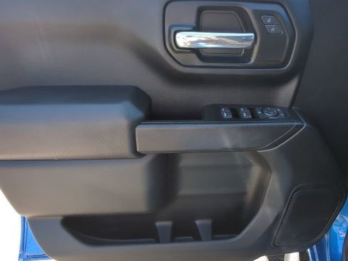Used 2024 Chevrolet Silverado 1500 Custom w/ Turbomax Blackout Package AWD/4WD image 13