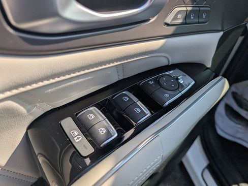 Used 2026 Kia Sorento SX Prestige image 15