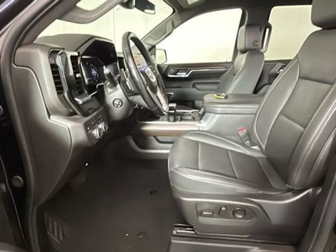 Used 2024 GMC Sierra 1500 SLT w/ SLT Premium Package AWD/4WD image 11