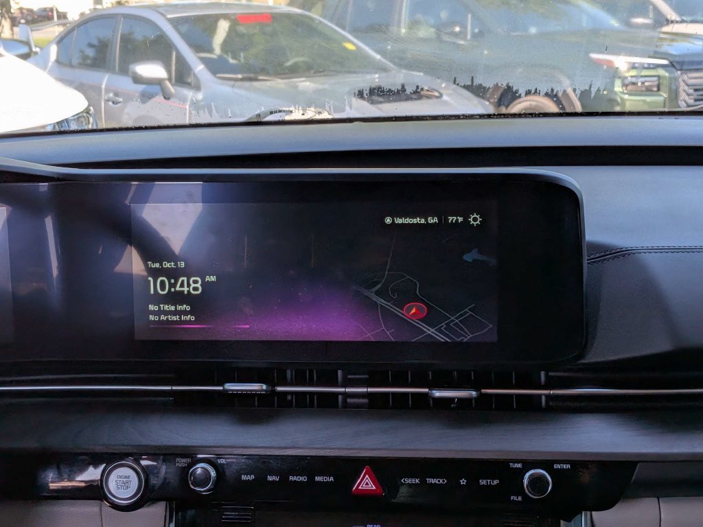 Used 2024 Kia Carnival SX FWD image 20