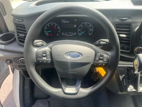 Used 2025 Ford Transit 250 Low Roof w/ Exterior Upgrade Package RWD image 16