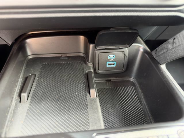 Used 2025 Ford Bronco Badlands AWD/4WD image 40