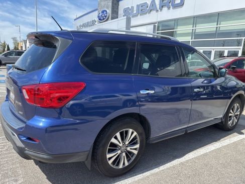 Used 2017 Nissan Pathfinder S image 25