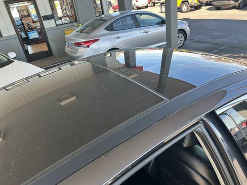 Used 2019 Kia Optima S w/ S Panoramic Sunroof Package image 8