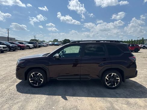 Used 2026 Subaru Forester Limited AWD/4WD image 12