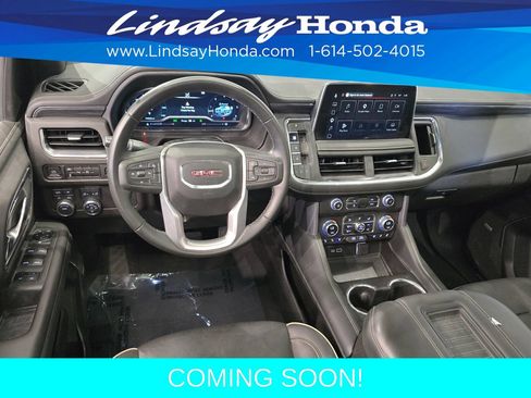 Used 2023 GMC Yukon SLT AWD/4WD image 13