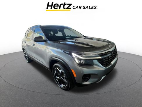 Used 2025 Kia Seltos S image 1