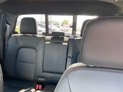 Used 2024 GMC Canyon Elevation w/ Elevation Premium Package AWD/4WD image 15