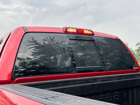 Used 2016 Toyota Tundra SR5 AWD/4WD image 33