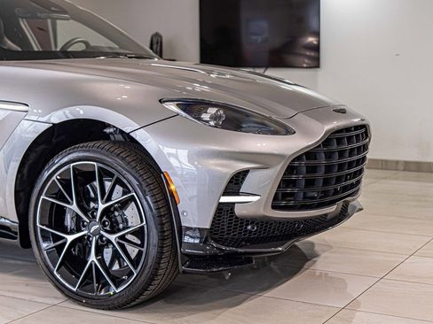 New 2026 Aston Martin DBX 707 image 3