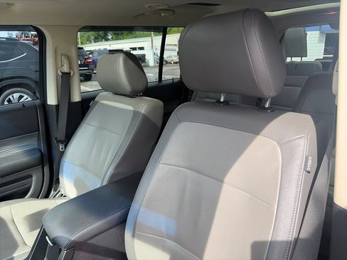 Used 2016 Ford Flex SEL w/ Equipment Group 202A AWD/4WD image 15