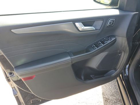 Used 2023 Ford Escape Active w/ Tech Pack #2 AWD/4WD image 10