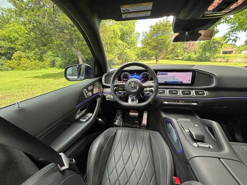 Used 2025 Mercedes-Benz GLE 63 AMG S image 34