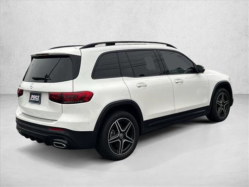 Used 2023 Mercedes-Benz GLB 250 image 5