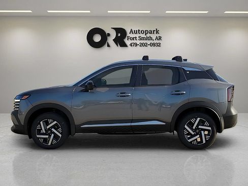 Used 2026 Nissan Kicks SV w/ Cold Weather Package FWD image 3