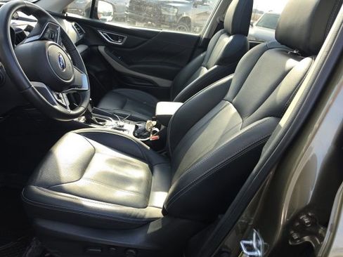 Used 2024 Subaru Forester Limited image 10