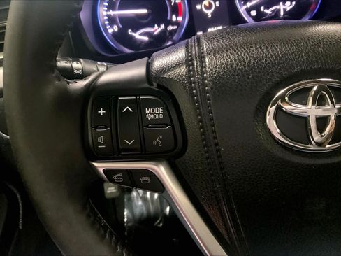 Used 2015 Toyota Highlander Limited Platinum AWD/4WD image 24