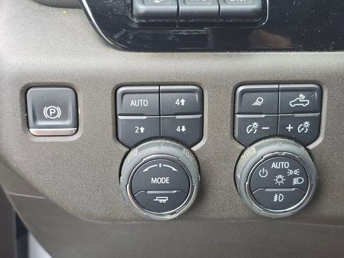 Certified 2025 Chevrolet Silverado 1500 LTZ w/ LTZ Premium Package image 26