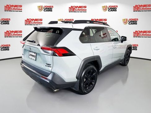 Certified 2020 Toyota RAV4 TRD Off-Road AWD/4WD image 18