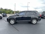 Used 2014 Kia Sorento LX image 3