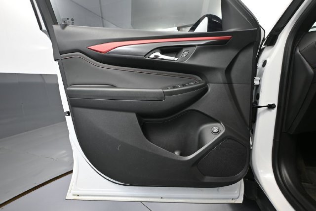 Used 2025 Chevrolet TrailBlazer RS w/ Convenience Package FWD image 14