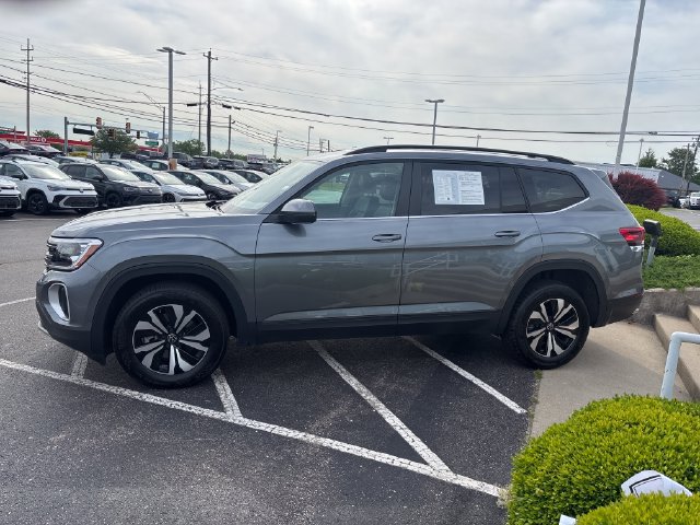 Certified 2025 Volkswagen Atlas SE AWD/4WD image 8