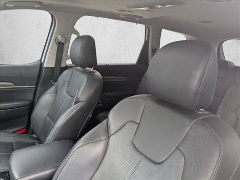 Used 2021 Kia Telluride EX w/ EX Premium Package AWD/4WD image 14