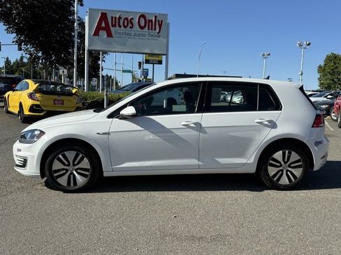Used 2019 Volkswagen e-Golf SE w/ Driver Assistance Package image 8