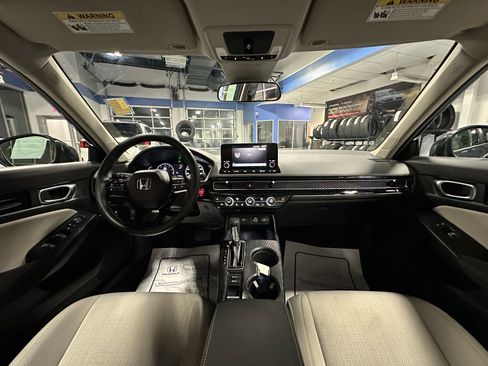 Used 2024 Honda Civic EX image 18