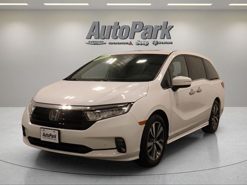 Used 2024 Honda Odyssey Touring image 5