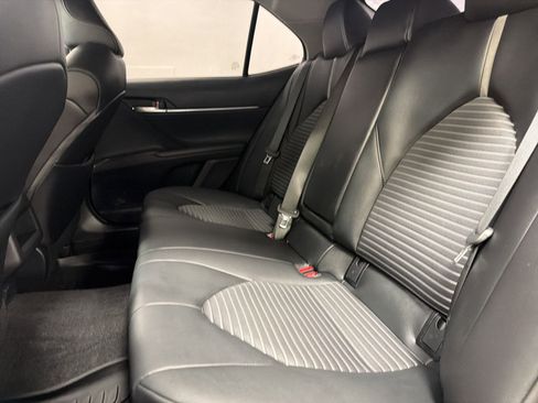 Used 2024 Toyota Camry SE image 24