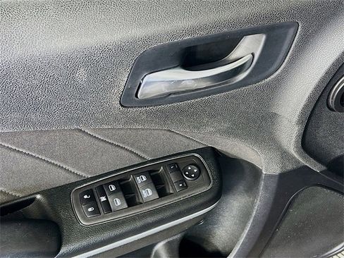 Used 2023 Dodge Charger SXT image 11