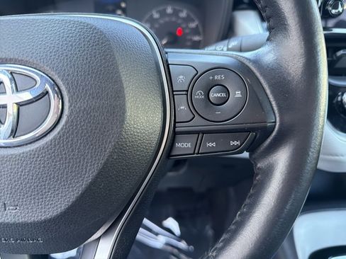 Used 2023 Toyota Corolla SE w/ Carpet Mat Package (TMS) image 14