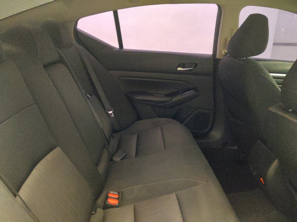 Used 2021 Nissan Altima 2.5 SV FWD image 19