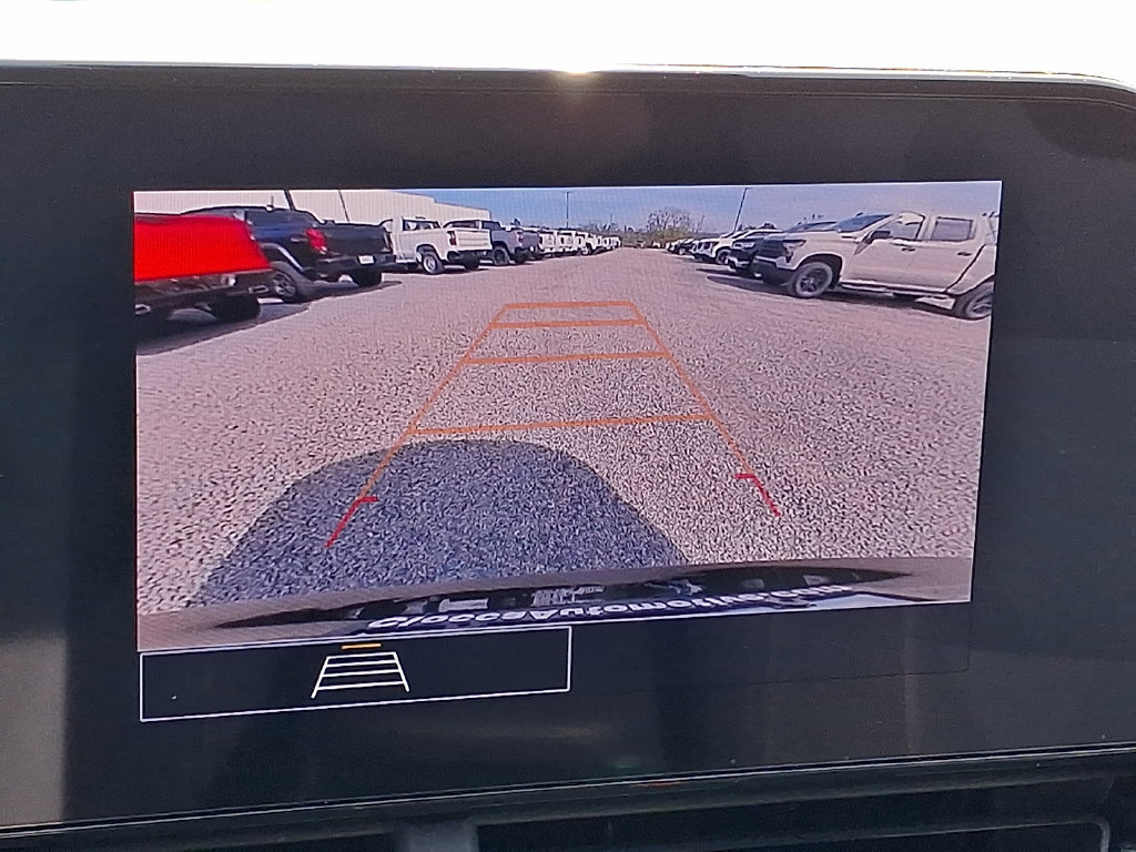 Used 2024 Chevrolet Trax RS w/ Driver Confidence Package FWD image 4