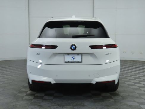 Used 2026 BMW iX xDrive45 w/ Premium Package AWD/4WD image 7