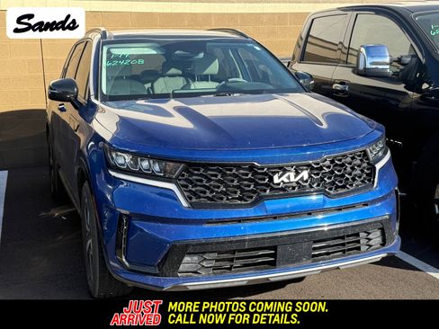 Certified 2023 Kia Sorento EX w/ Panoramic Sunroof Package image 1