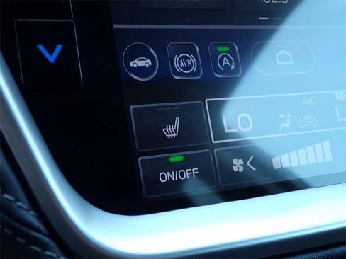 Used 2025 Subaru Outback Premium image 20