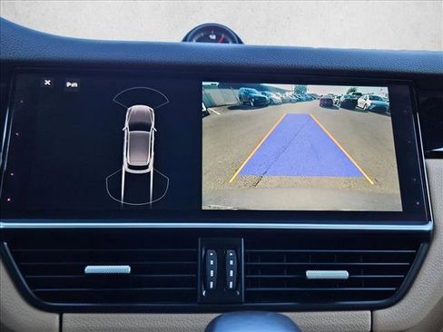 Used 2020 Porsche Cayenne image 15