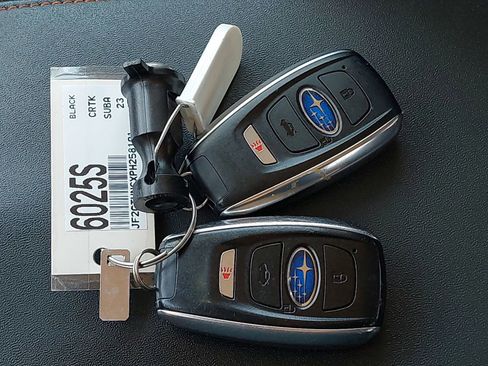 Used 2023 Subaru Crosstrek 2.5i Limited w/ Popular Package #3 image 13