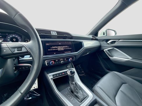 Used 2025 Audi Q3 2.0T Premium AWD/4WD image 27