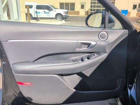 Used 2026 Hyundai Sonata SEL AWD/4WD image 11