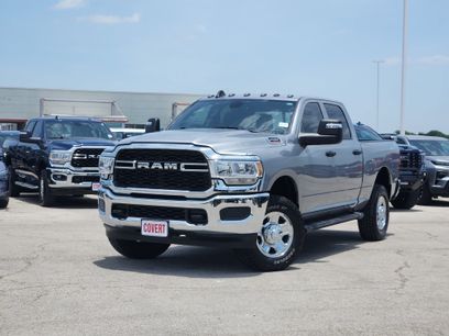 Used 2024 RAM 2500 Tradesman w/ Chrome Appearance Group