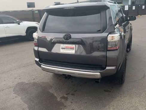Used 2023 Toyota 4Runner TRD Off-Road Premium w/ Moonroof Package AWD/4WD image 15