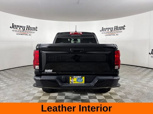 Used 2024 Chevrolet Colorado W/T w/ WT Convenience Package RWD image 7