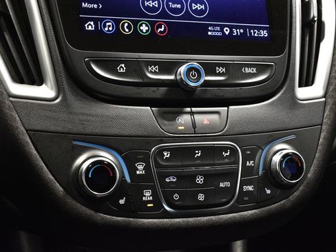 Used 2024 Chevrolet Malibu LT image 24