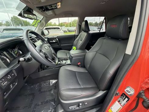 Used 2024 Toyota 4Runner TRD Off-Road Premium w/ Off Road Premium Plus Package AWD/4WD image 11
