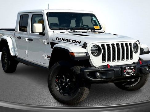 Used 2020 Jeep Gladiator Rubicon image 12