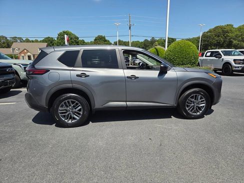 Used 2023 Nissan Rogue S FWD image 13