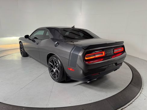 Used 2016 Dodge Challenger R/T Scat Pack RWD image 3